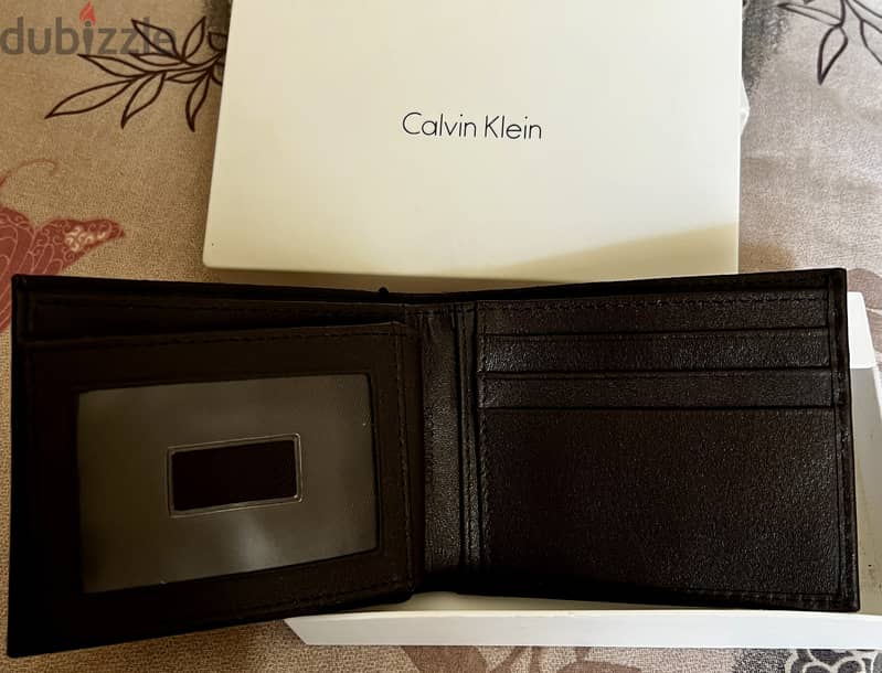 محفظة كالڤن كلاين CK جلد طبيعى أصلية وارد الخارج 4