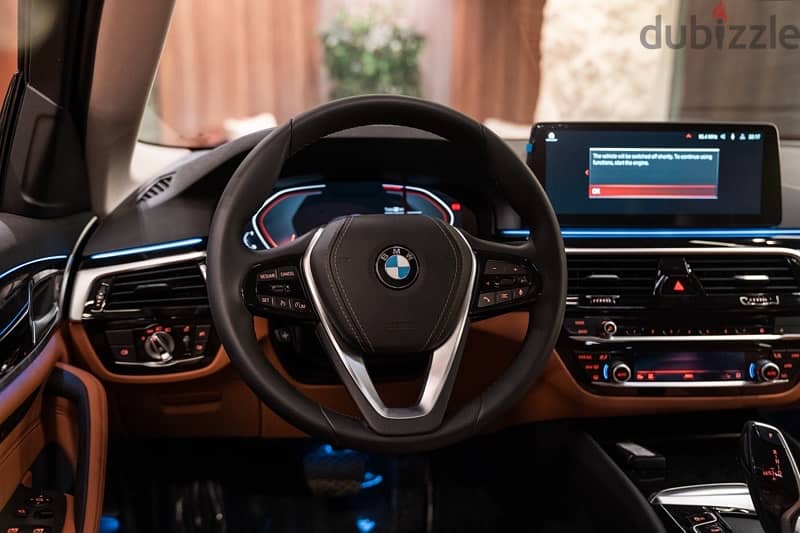 BMW 520i advantage 2023 brand new 19