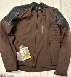 Motorcycle riding jacket With safety gear