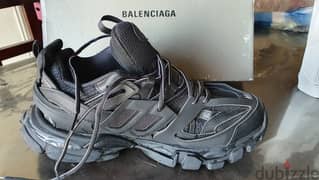 Balenciaga track sneaker 0