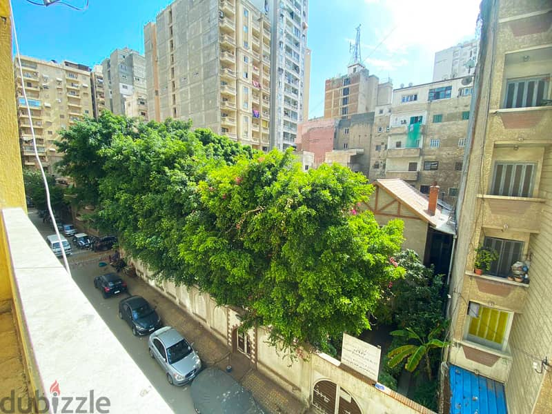 شقة للبيع -كفر عبده - مساحة 120 متر 1