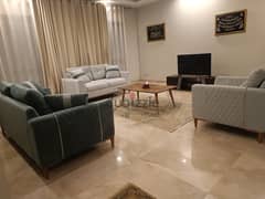 apartment rent courtyard furnished long term only  شقة للايجارمده طويه