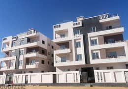 Immediate delivery apartment 182m² next to the German University (GUC) with a garden view in a mini compound "Vardo" 0