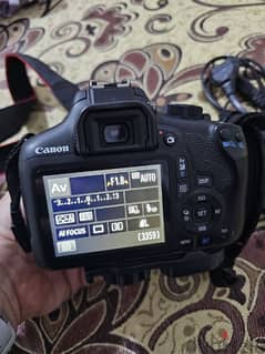 camera canon 1300d