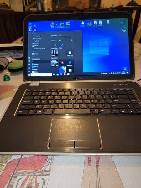 Dell inspiron laptop 1