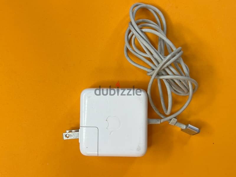 Apple magsafe 2 power adapter 85 or 45W for Macbook 8