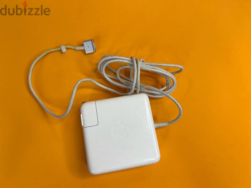 Apple magsafe 2 power adapter 85 or 45W for Macbook 17