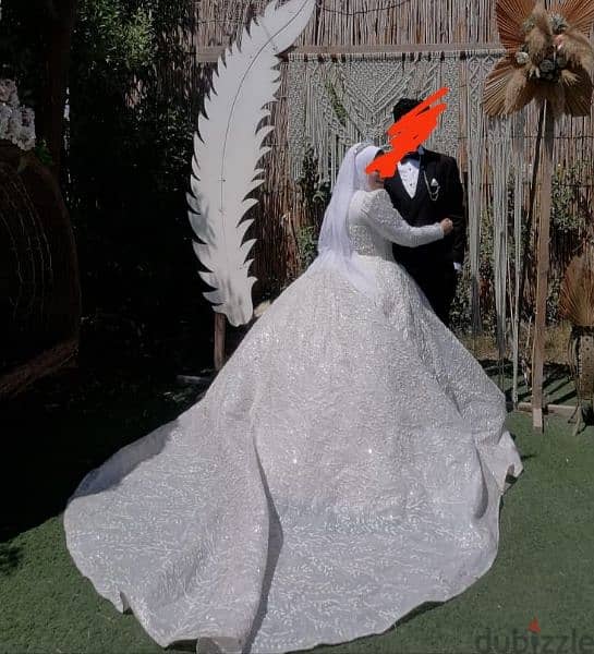 فستان زفاف معروض للبيع 2