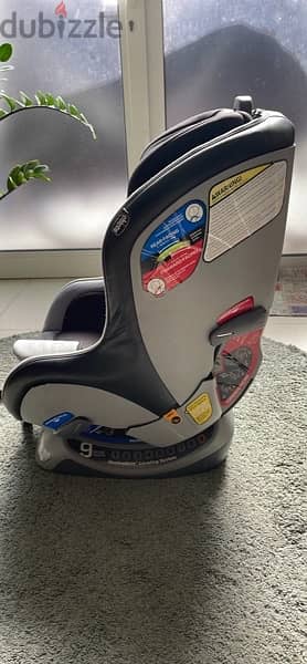 Chicco Nextfit Convertible Car Seat (In Excellent condition) 3
