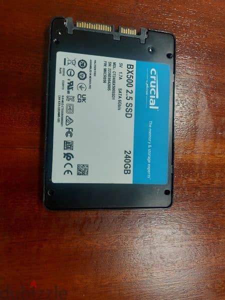 SSD Crucial 240 GB 1