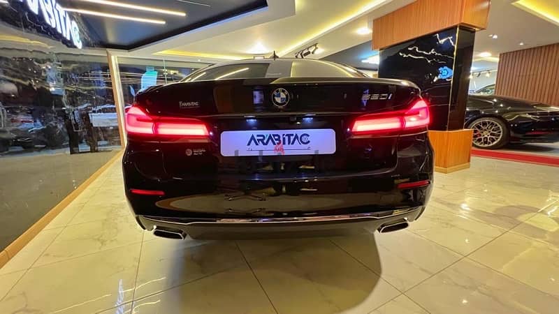 BMW 520i Luxury 2023 Zero بى ام دابليو 8