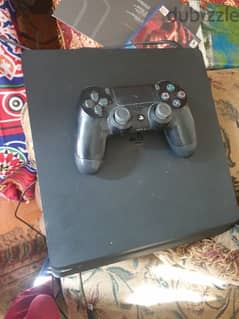 PS4 512GB  with original controller استعمال خفيف