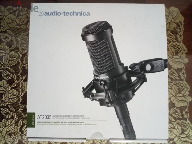 Audio-Technica AT2035 + MACKIE Onyx Artist 1.2 1