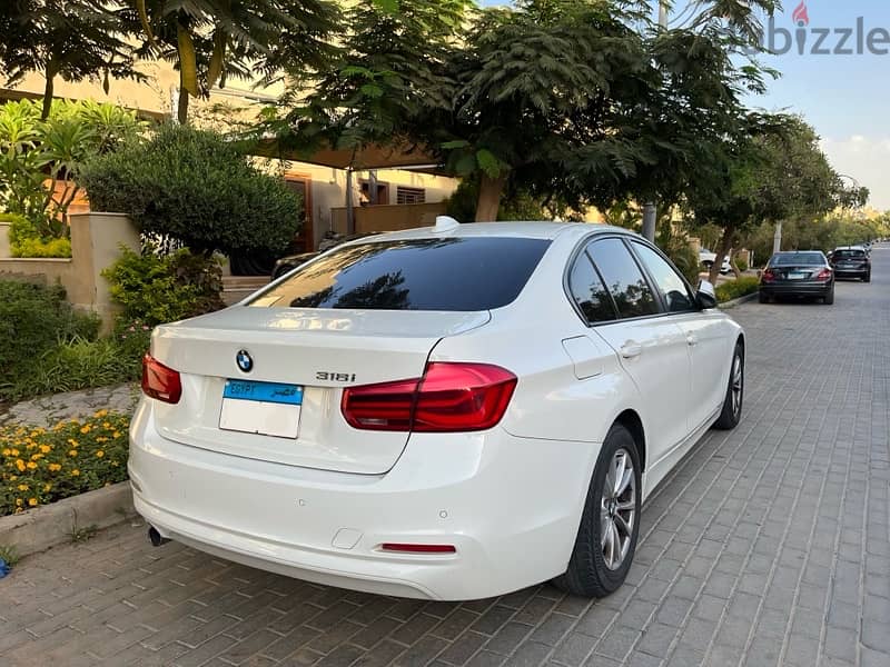Impeccable 2019 BMW 318i MINT CONDITION 2