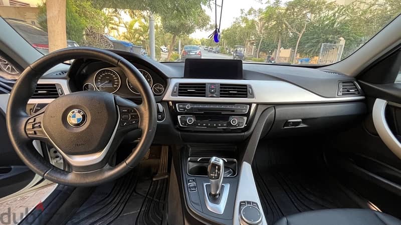Impeccable 2019 BMW 318i MINT CONDITION 9