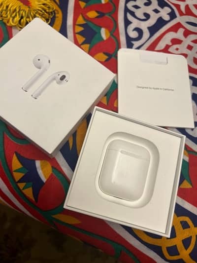 airpods 2 case used only 1 year