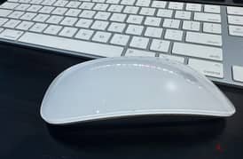 apple Magic Mouse 2 and keyboard 0