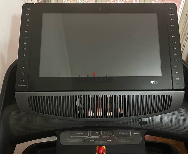 Treadmill NordicTrack commercial 2950 made in usa 2