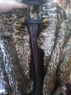 Leopard Fur Coat جاكيت فرو ألماني لون جلد الفهد