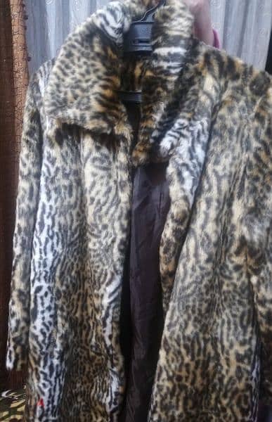 Leopard Fur Coat جاكيت فرو ألماني لون جلد الفهد 3