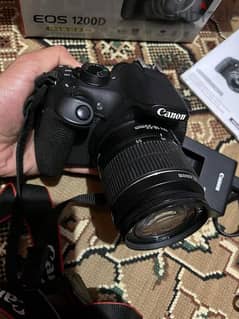 كاميرا Canon 1200 D