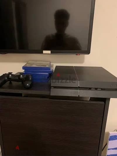 ps4 500g software 9 *slightly used*