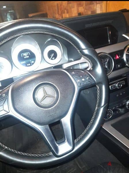 Mercedes GLK موديل 2015 9