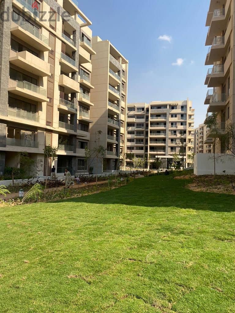 Apartment for sale 150m in New Capital in the R7 il Bosco Compound شقة للبيع 150متر في العاصمة الادارية في ال R7 كمبوند البوسكو 7