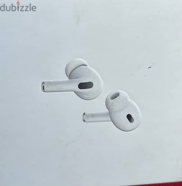 Apple AirPods Pro (2nd generation) 2