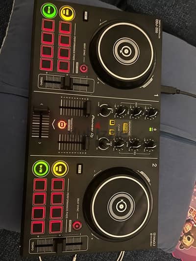 DDJ 200 - used like new