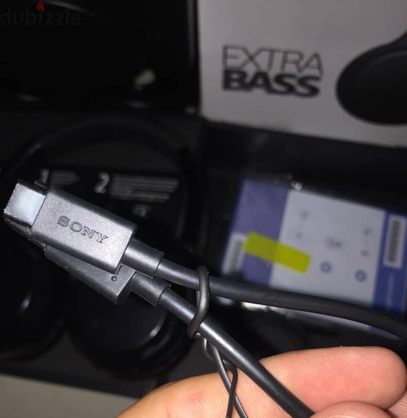 Sony WH-XB700 Extra Bass Headphones 6