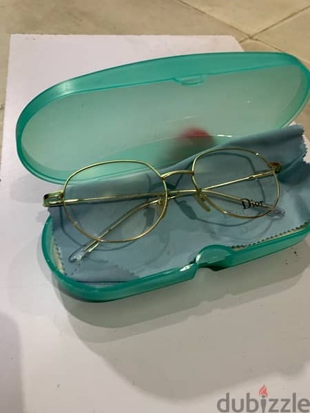 نظارة جديدة للبيع 2
