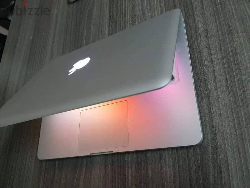 MacBook air 11-12-15 14