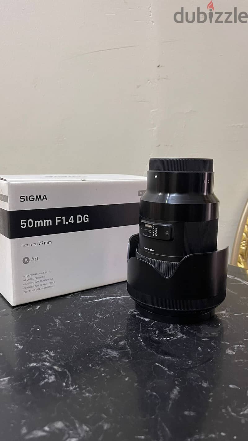 Lens 50 mm Sigma Art for Sony 1.4 Like new 1