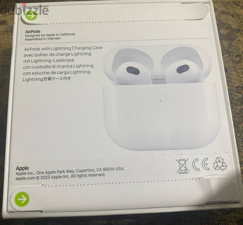Apple airpod with lightning charging case 2