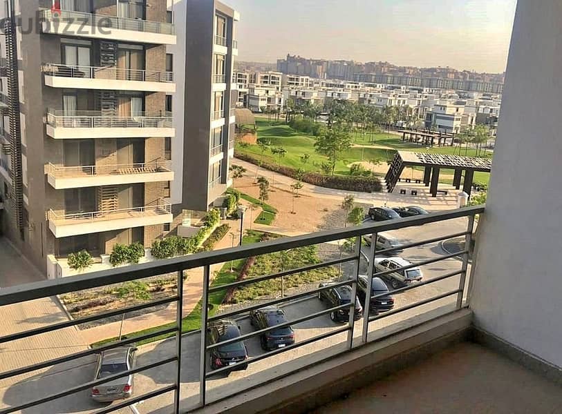 شقة للبيع 166متر في كمبوند امام مطار القاهرة بالتقسيط علي 8 سنوات 5
