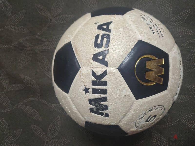 Football Mikasa Made In Japan/كورة قدم ميكاسا يباني 5