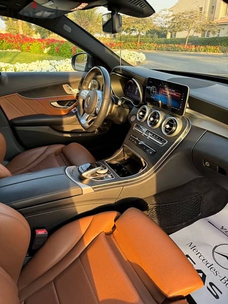 Mercedes C300 model 2020 for sale 5