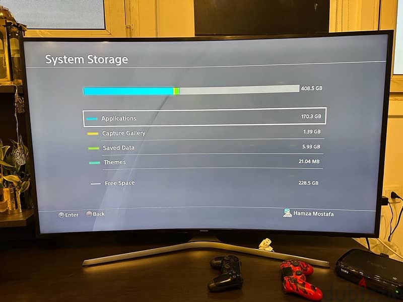 PERFECT CONDITION PS4 408gb 3