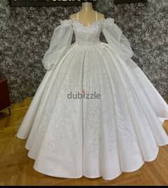 wedding dress with accessories 0