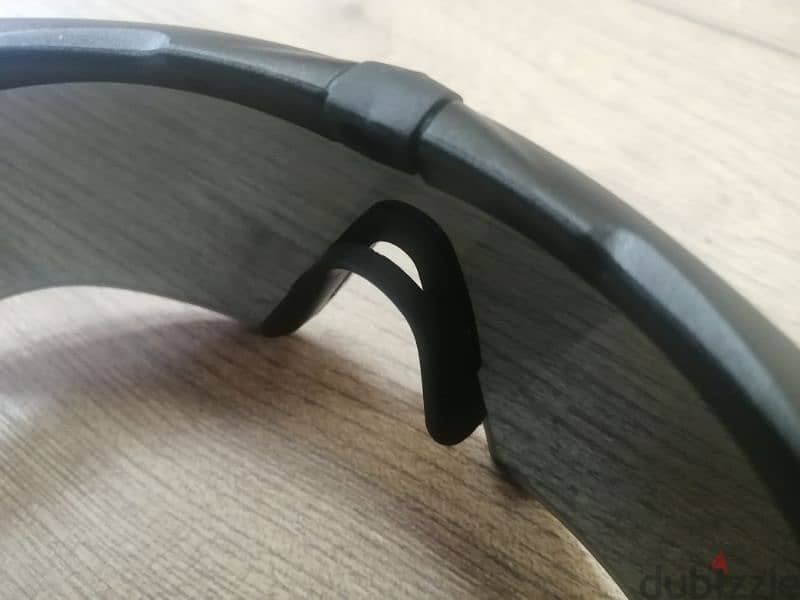 نظارة ماركة ESS بالعلبة الأصلية زيرو معها ٣ عدسات 5