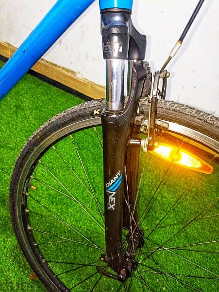 Giant Cypress Dx (عجلة هايبرد) دراجة هجين جاينت 16