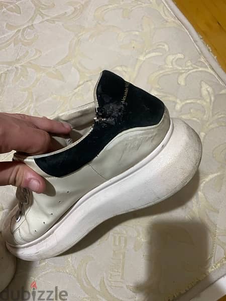 Alexander McQueen ORIGINAL shoes with small cut can be fixed / size 45 4