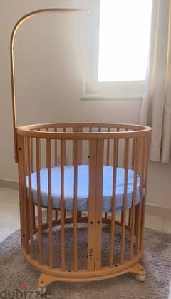 as new Stokke crib