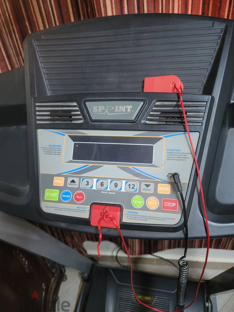 Sprint treadmill 1