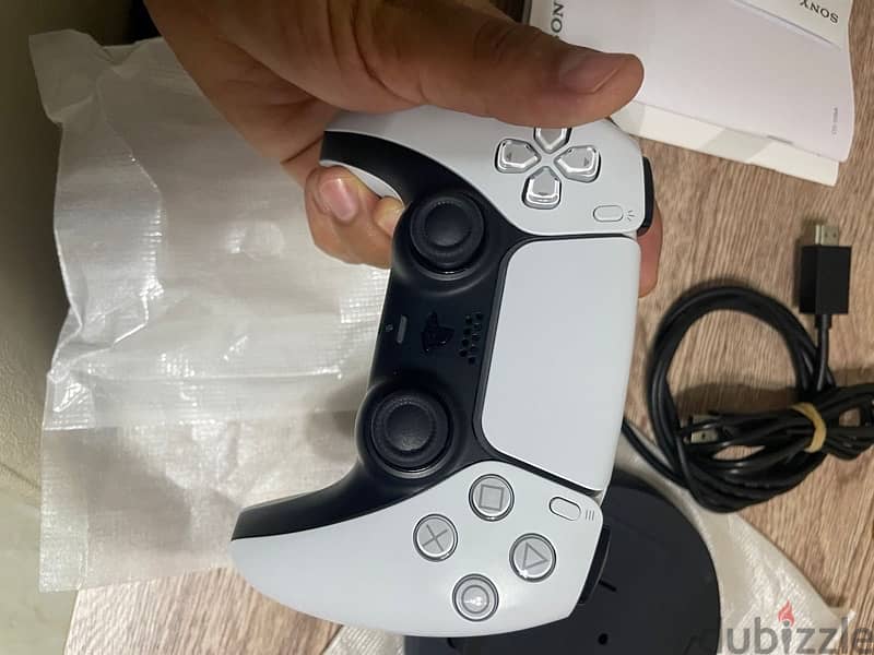 playstation 5 used for one month from gulf 4