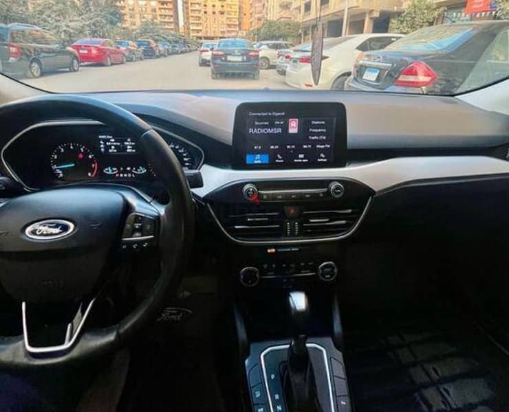 Ford Focus , 2021 , Connected 5D , Black Interior , Navy Blue exterior 1