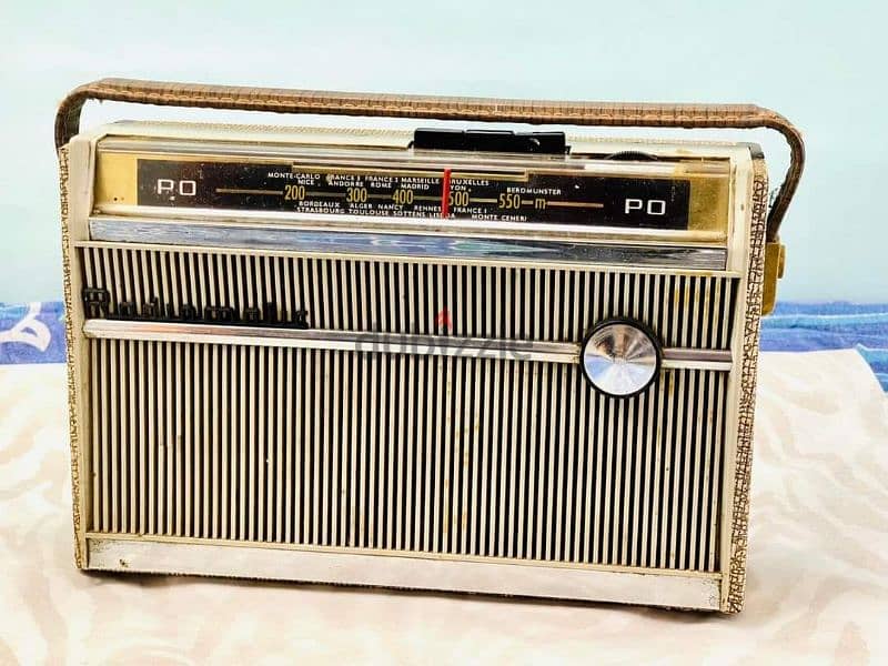 راديو فرنساوي قديم جدا شغال كويس 0
