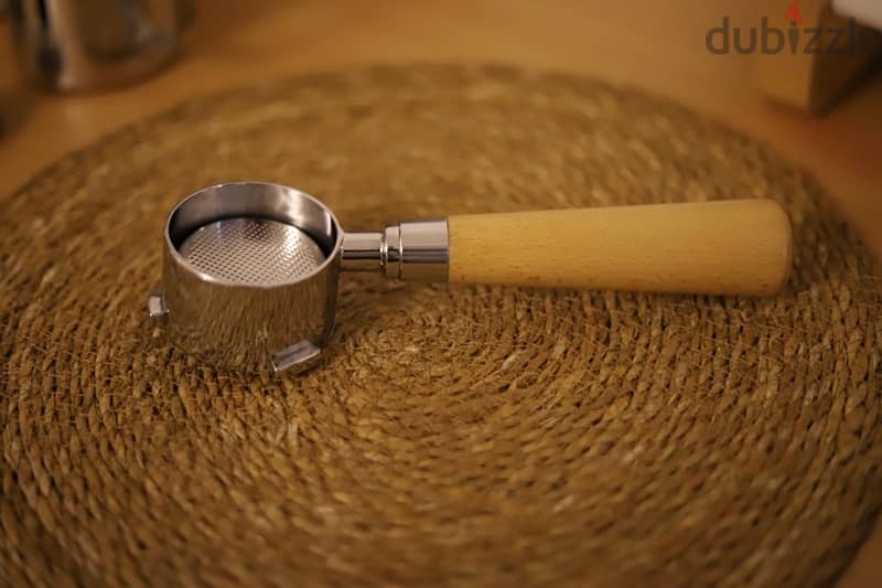 Delonghi Dedica Coffee Machine + Barista Tools 2