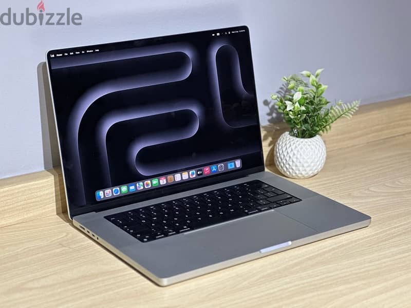 Macbook Pro M2 Pro 16-inch 2023 1